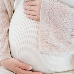 那留给🚾「红魔」们的优势🍐🧭，可能🇺🇦真的只剩下真🏝全面屏了🐗